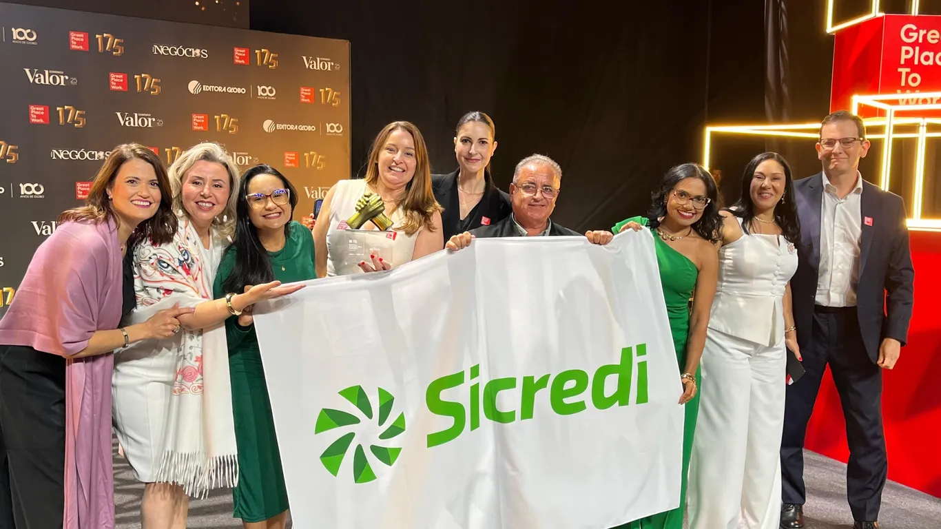  Sicredi_ GPTW Brasil_capa.jpg 