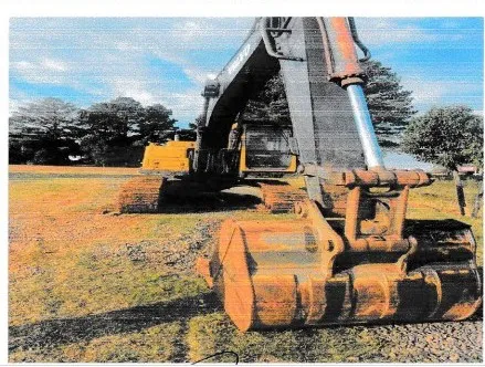 maquina_escavadeira_100613 - outros.jpg 