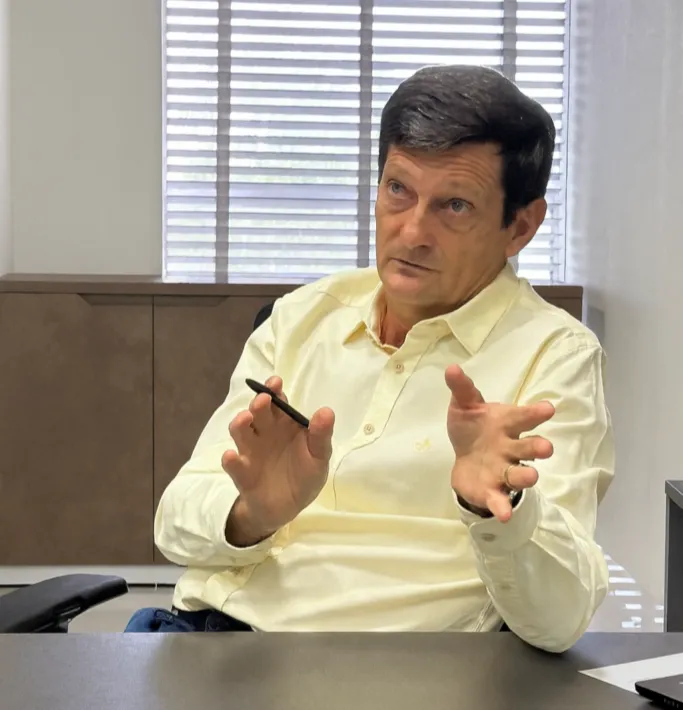  Martim-683x1024.png 