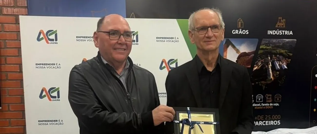  Sicredi recebeu homenagem da ACI da Expofest 
