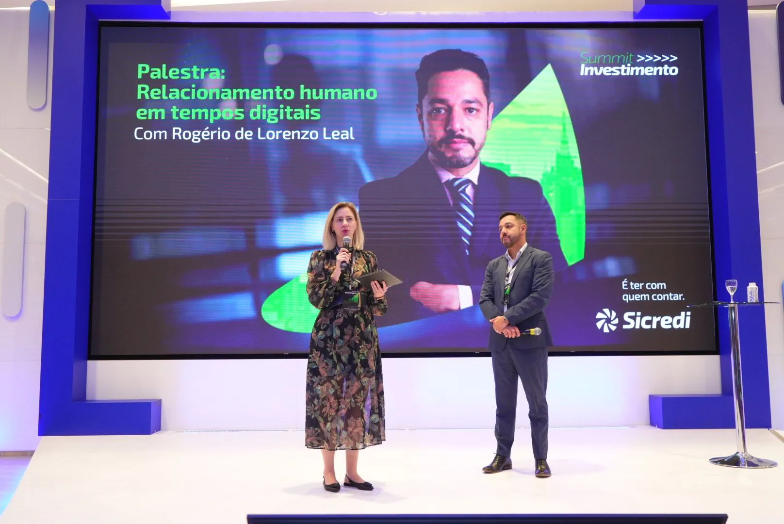 Adriana Zandoná enfatizou a importância de estar ao lado do associado em sua jornada de investimentos