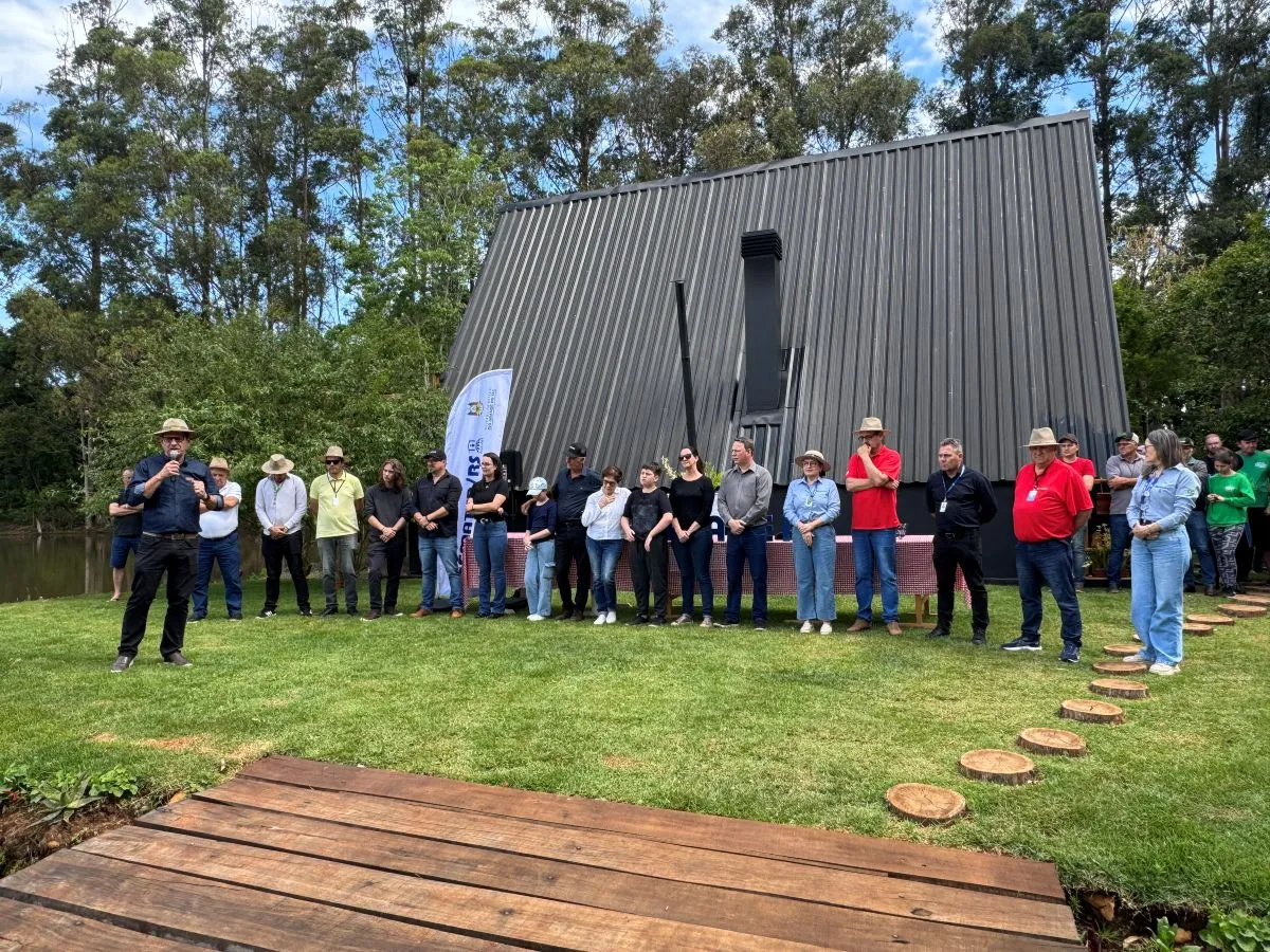  sicredi  confianca na expoinde_dia de campo.jpg 