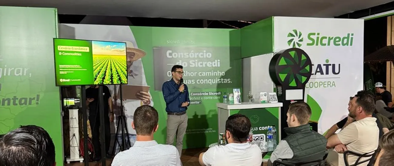  Sicredi realiza palestra sobre Cenário econômico, tendências de mercado e futuro das commodities na Expofest 