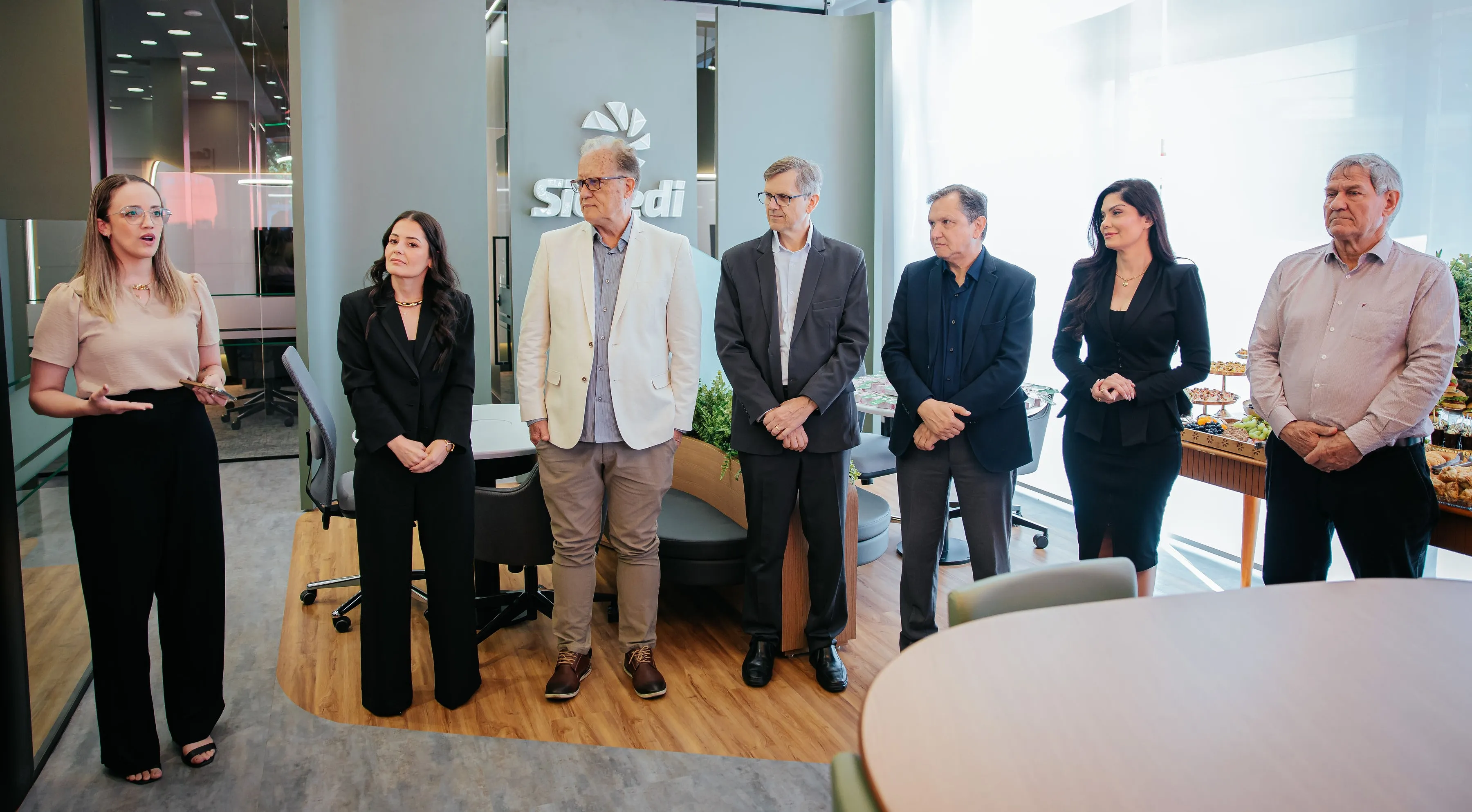  O evento reuniu associados, autoridades e colaboradores, marcando a entrega de um espaço completamente renovado, mais moderno, funcional e conectado com as necessidades da comunidade. 