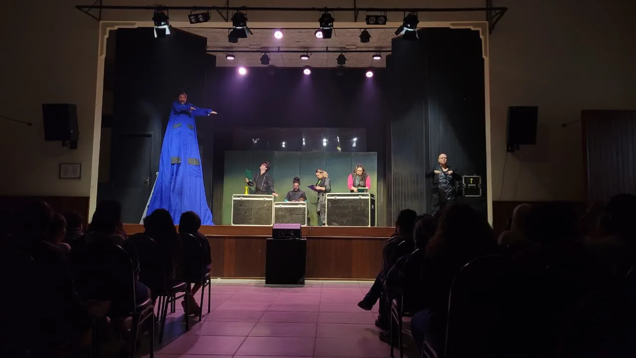  Apresentação tem apoio da Fundação Sicredi e foi viabilizada pela Lei Federal de Incentivo à Cultura 