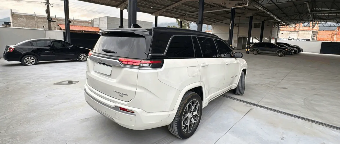  Jeep Commander_placa RXZ9J37_lado 2.png 