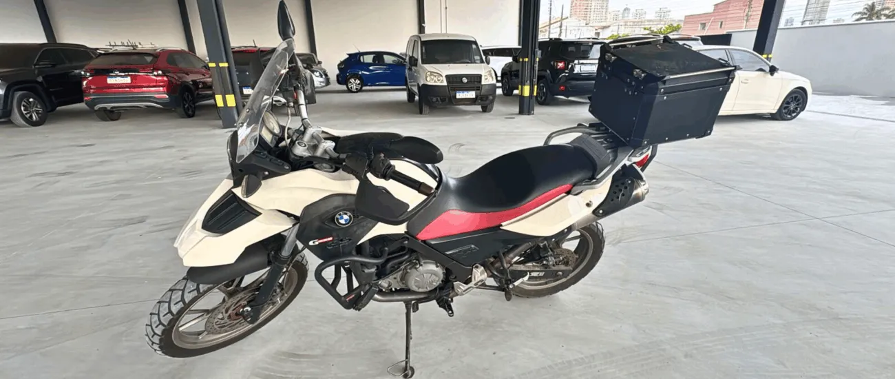  Moto BMW_placa FAH6J49_lado 1 