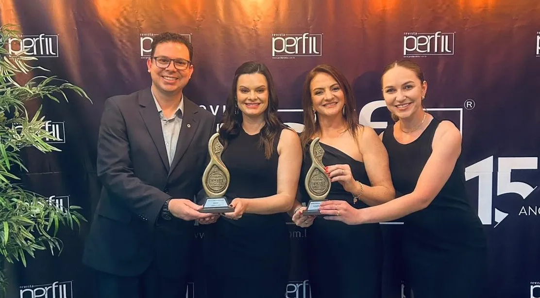  revista perfil site.jpg 