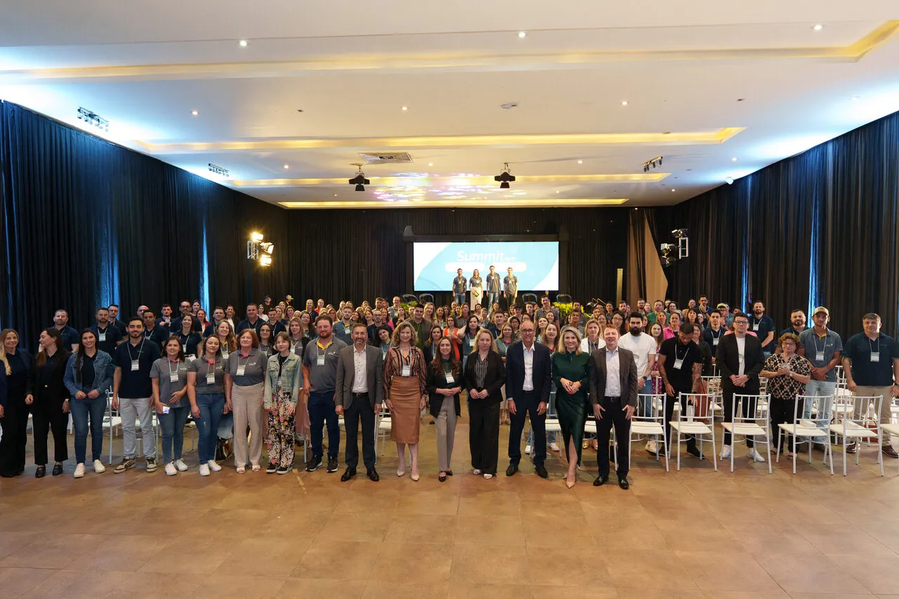  Summit_Comites_Mulher_Jovem_Easy-Resize.com 