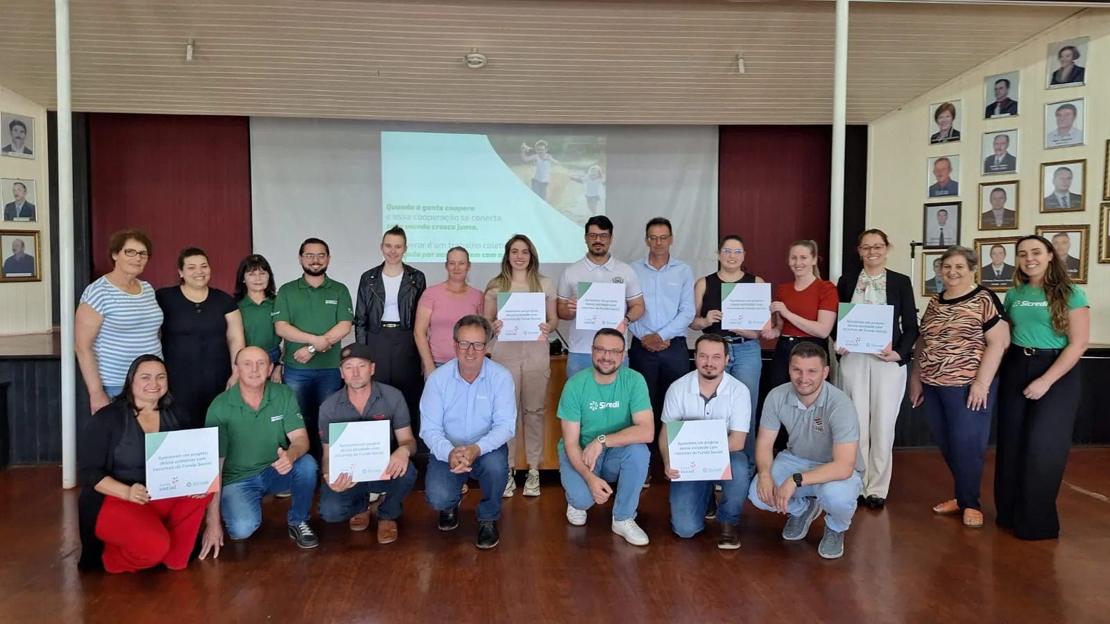  Capa_img20251105wa0007 - foto_das_entregas.jpg 