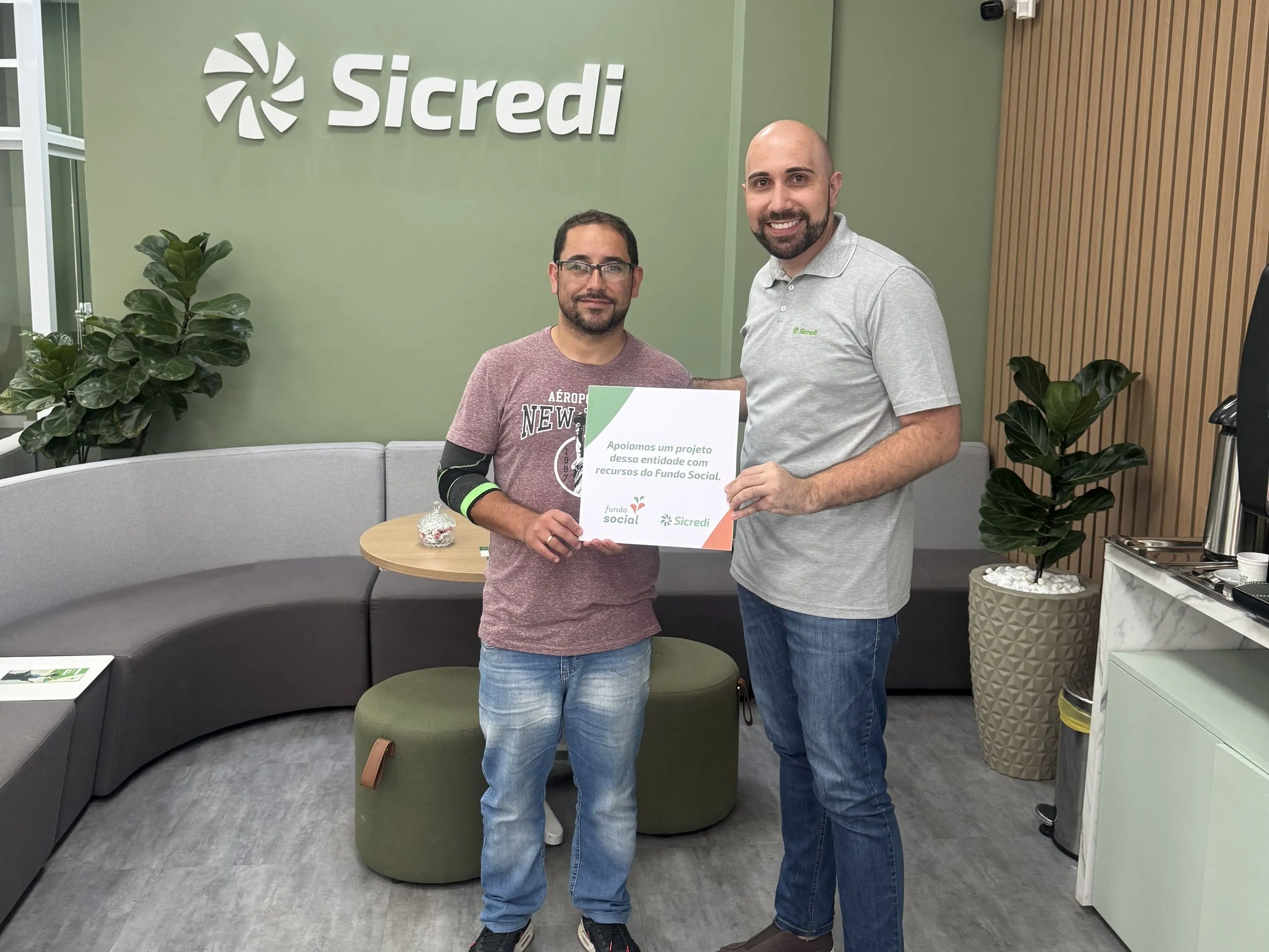  fundo_social_2025_ag_68_2 - foto_das_entregas.jpg 