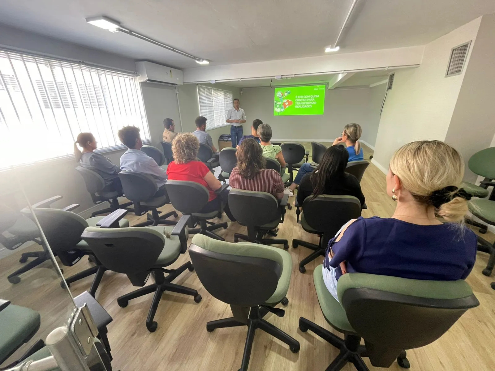  img20251125wa0047 - foto_das_entregas.jpg 