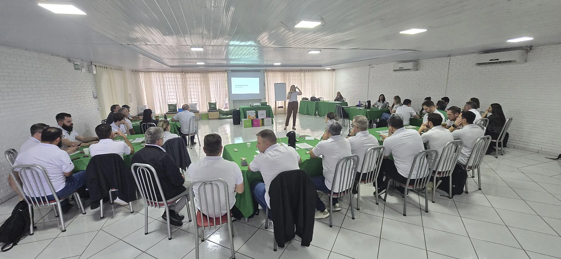  Encontros Pessoas e Cultura2.jpg 