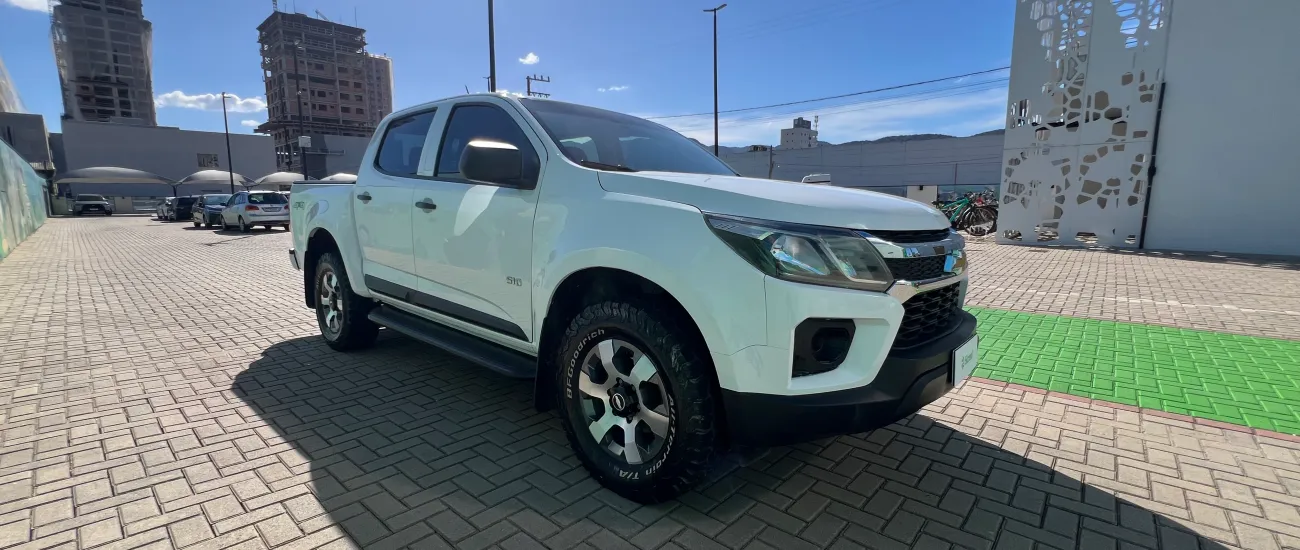  Lateral 04 - RAZ4A48.png 