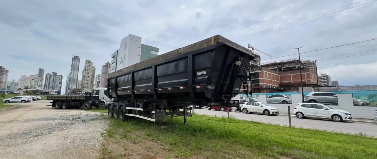  CAÇAMBA SR.RANDOM SR BA 03E - Lado 02.png 