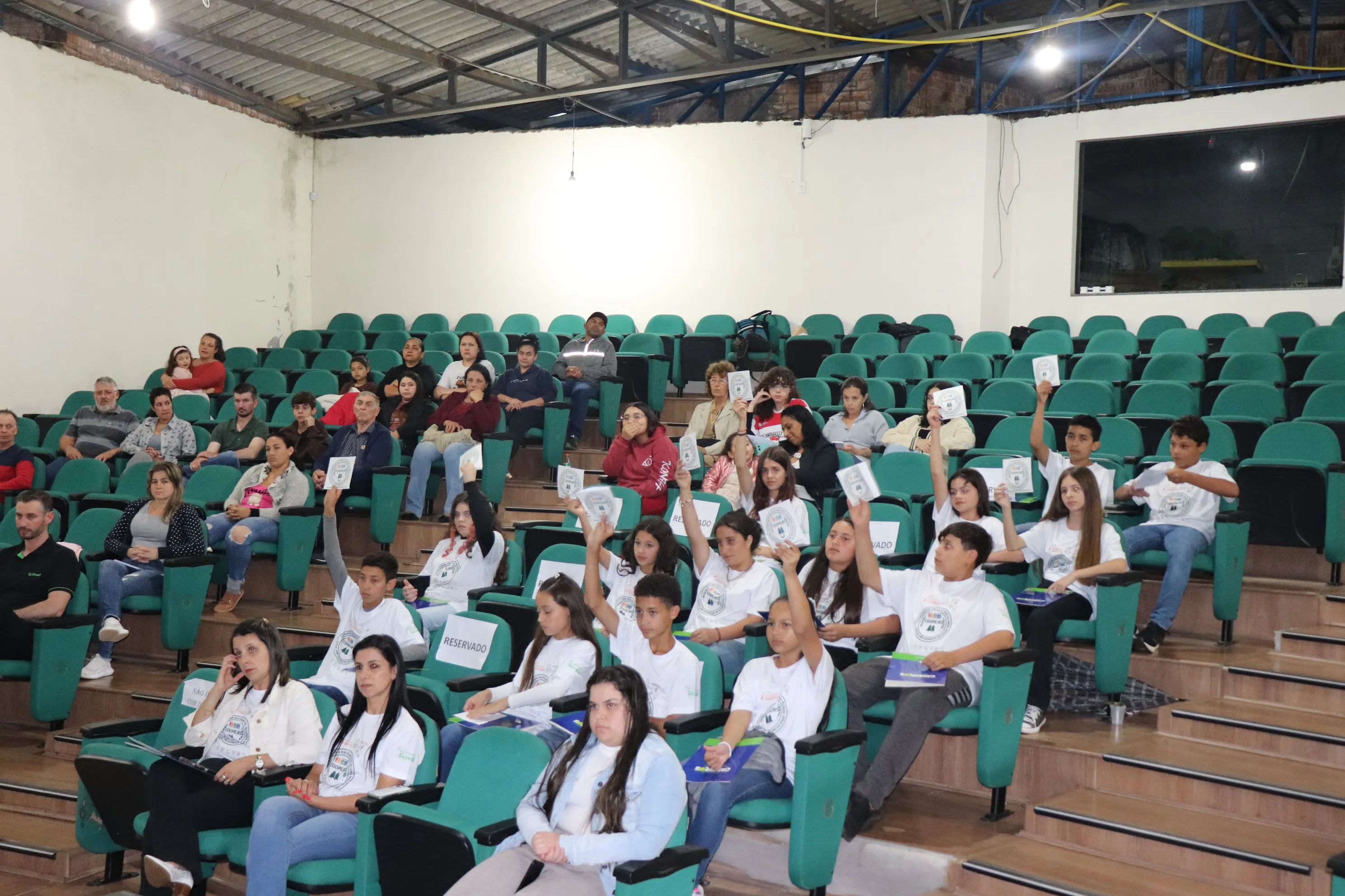  Fundação Cooperativa Escolar Caseiros (1) 