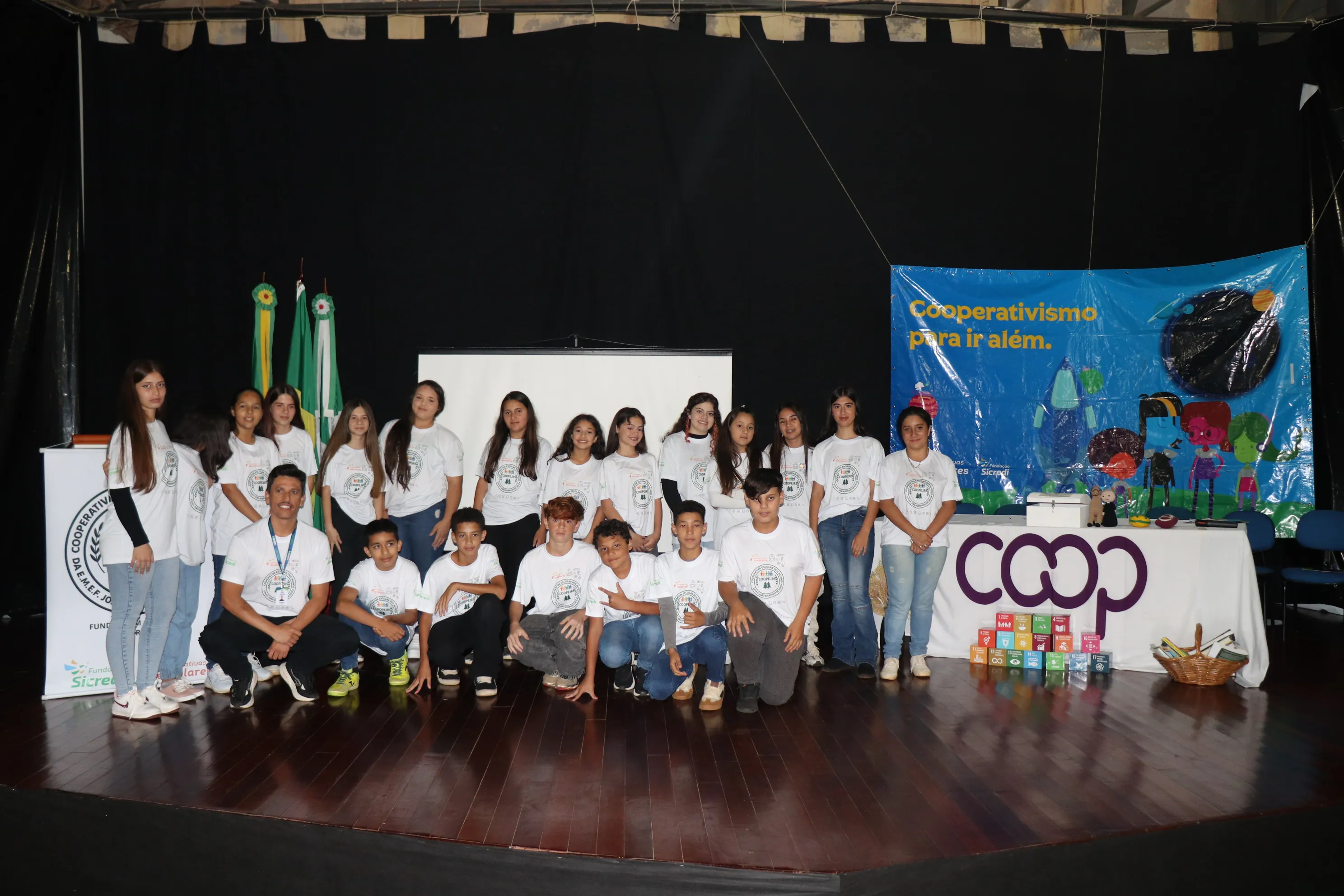  Fundação Cooperativa Escolar Caseiros (2).JPG 