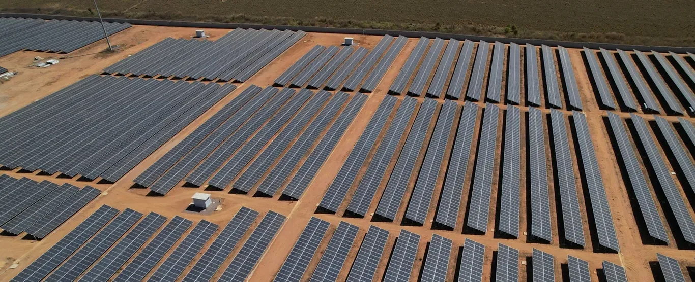  media_produtos_filer_public_thumbnails_filer_public_2025_11_12_sicredi__usina_solar_nova_xavantina.jpg__1366x556_subsampling-2 