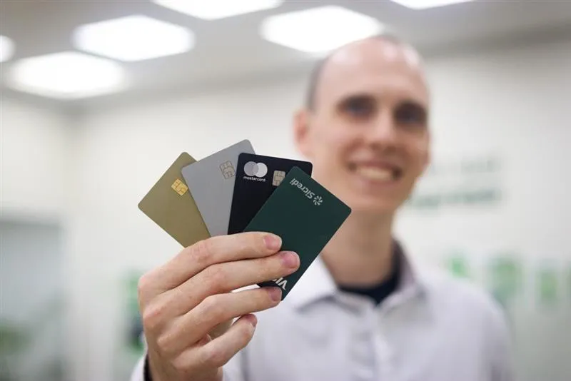  c3d8cfdd-9017-4982-b551-f39476751627 