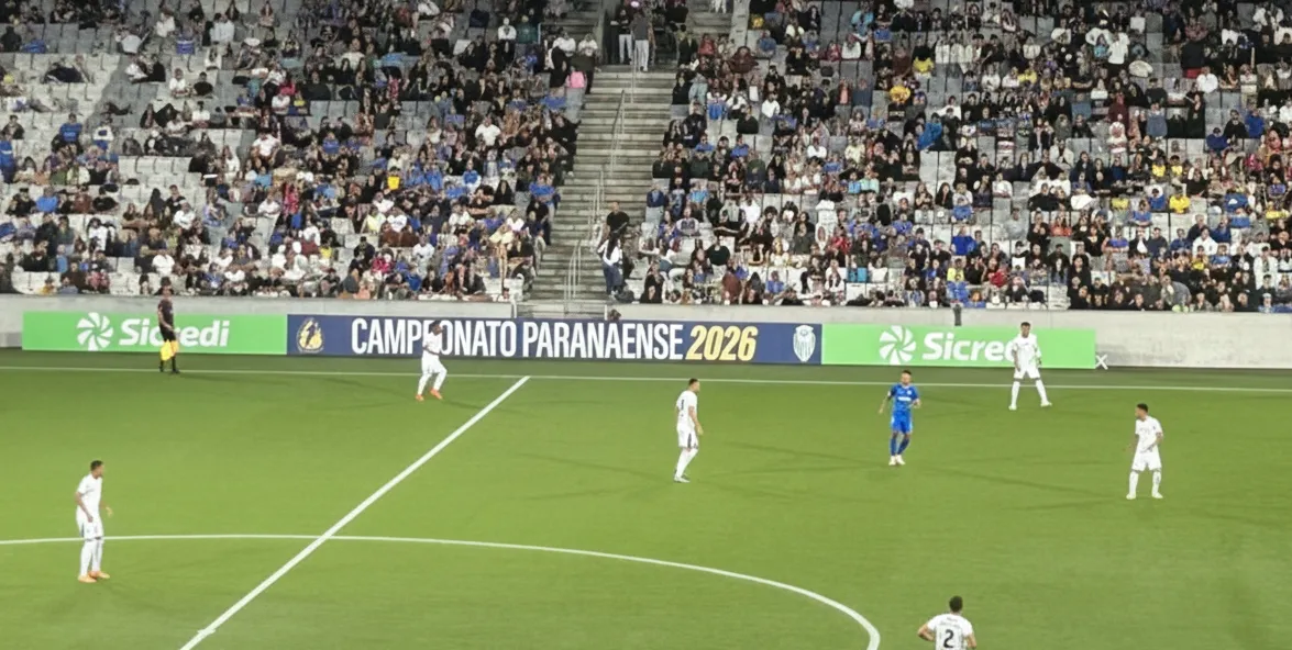  Doze times da elite do futebol paranaense participam da competição.jpg 