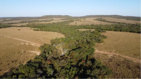  Vista aérea do imóvel 