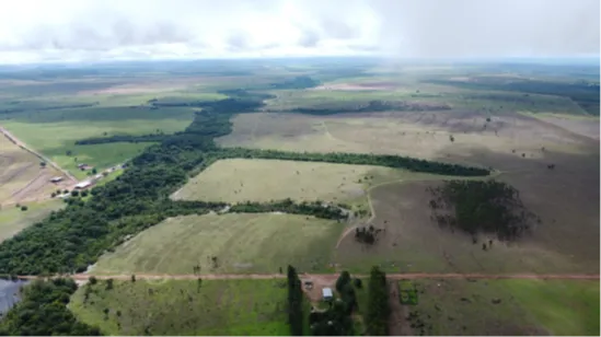  Vista aérea do imóvel 