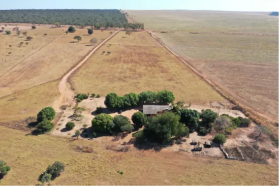  Visão aérea do imóvel 