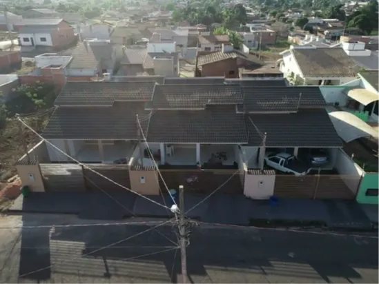  Vista aérea do imóvel 