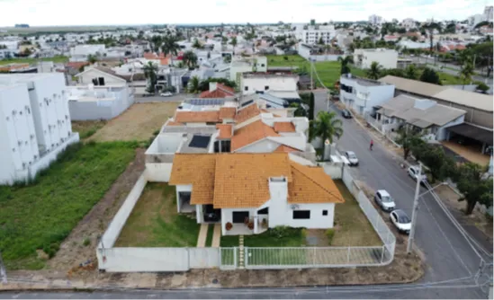  Vista aérea do imóvel 