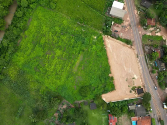  Vista aérea do imóvel 