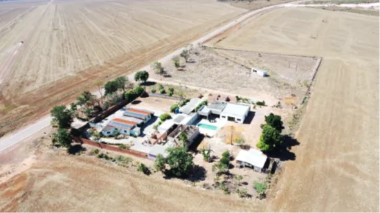  Vista aérea do imóvel 