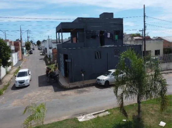  Vista aérea do imóvel 