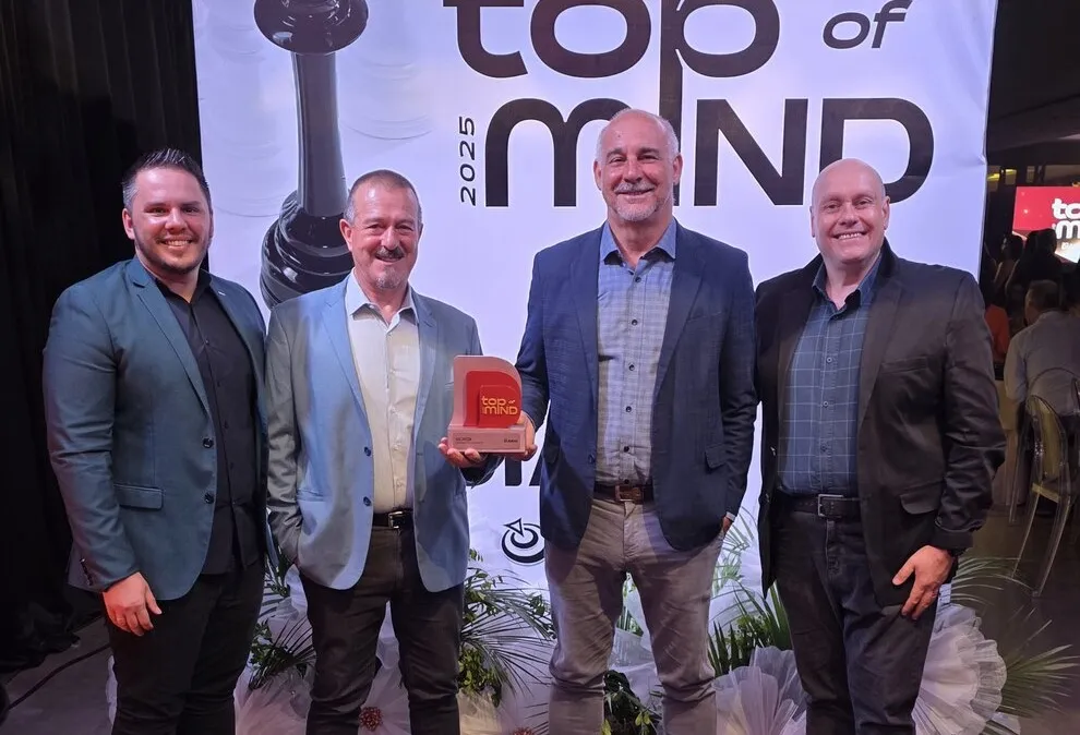  1000295575_Easy-Resize.com 