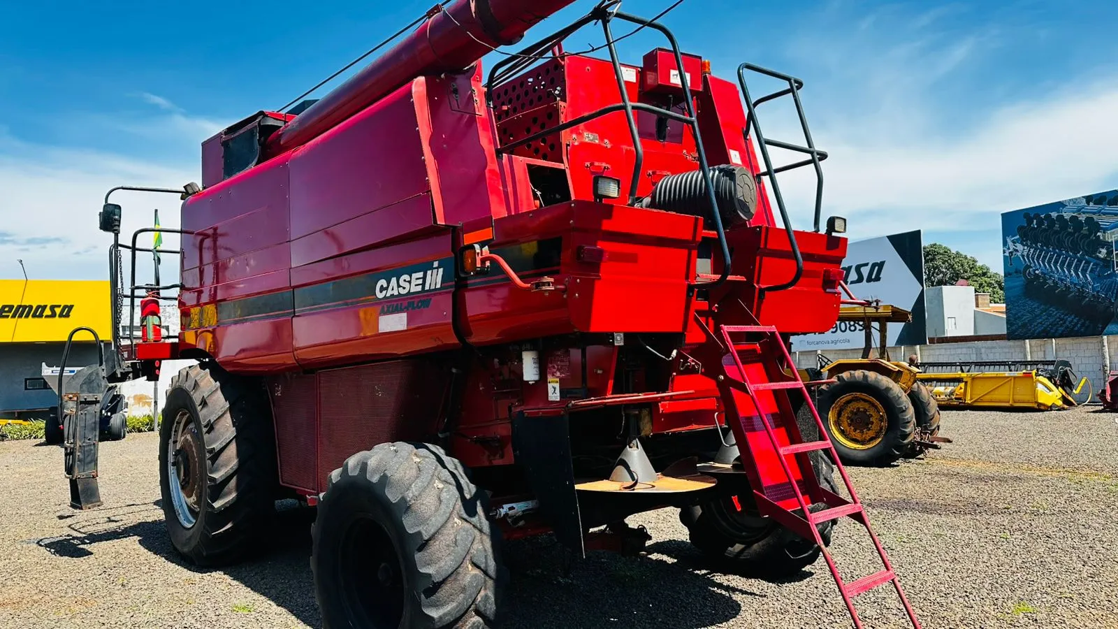 IMG-20251128-WA0019 - Colheitadeira Case.jpg 