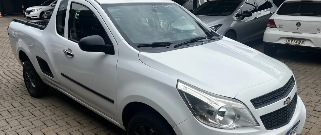  GM Montana – 2014     R$ 39.000,00     Tenho Interesse     Marca: Chevrolet Modelo: Montana LS Ano/M  R$ 9.750,00 de entrada + R$ 29.250,00 parcelado em até:     12 x de R$ 2.635,00  24 x de R$ 1.410,00  36 x de R$ 1.010,00  48 x de R$ 810,00  60 x de R$ 690,00  72 x de R$ 610,00 