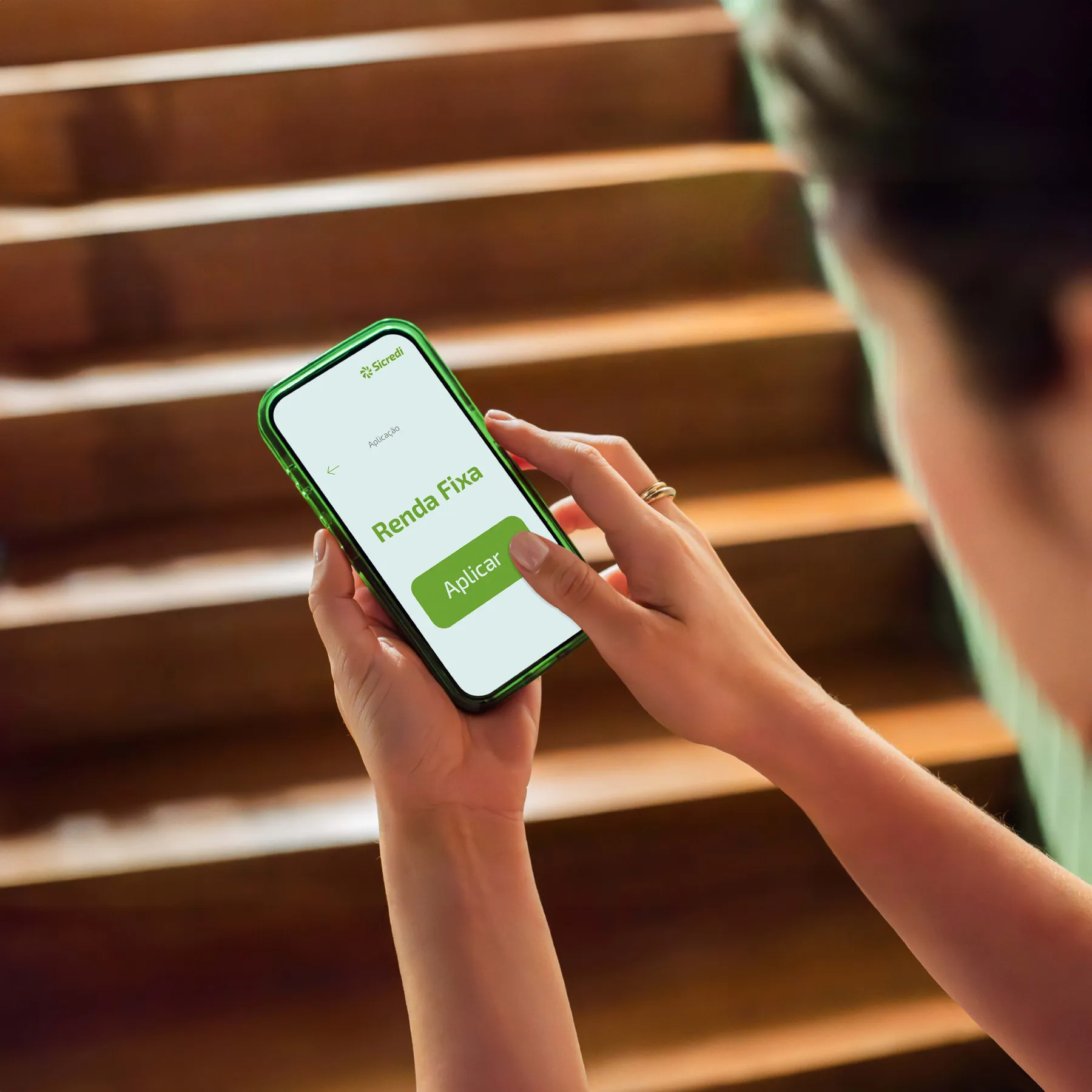  Invista com segurança e transforme seus planos em realidade Faça parte da primeira instituição financeira cooperativa do Brasil. 