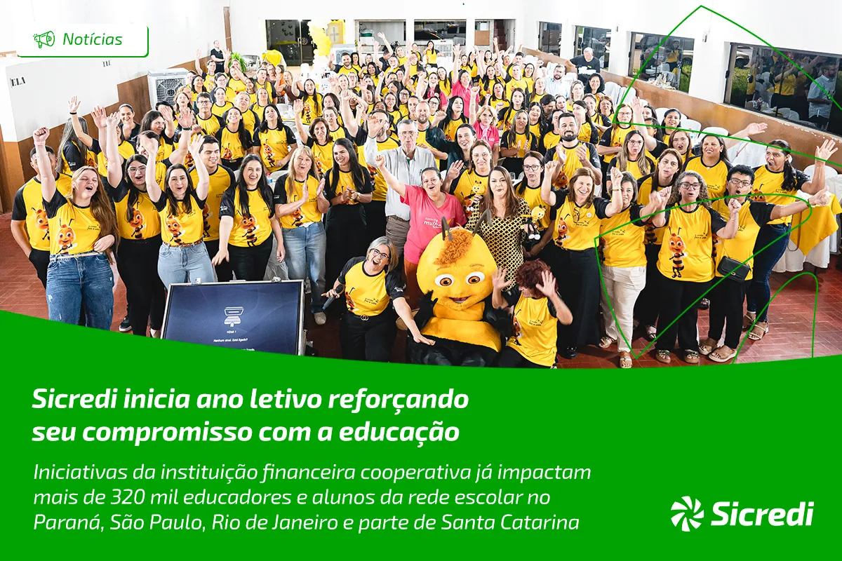 A imagem representa várias pessoas comemorando a inauguração do programa PUFV - A União Faz a Vida, e contém os escritos: Sicredi inicia ano letivo reforçando seu compromisso com a educação. 