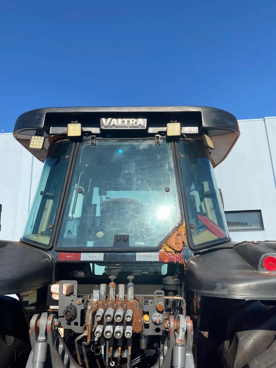  Trator Valtra BT190 08.jpg 