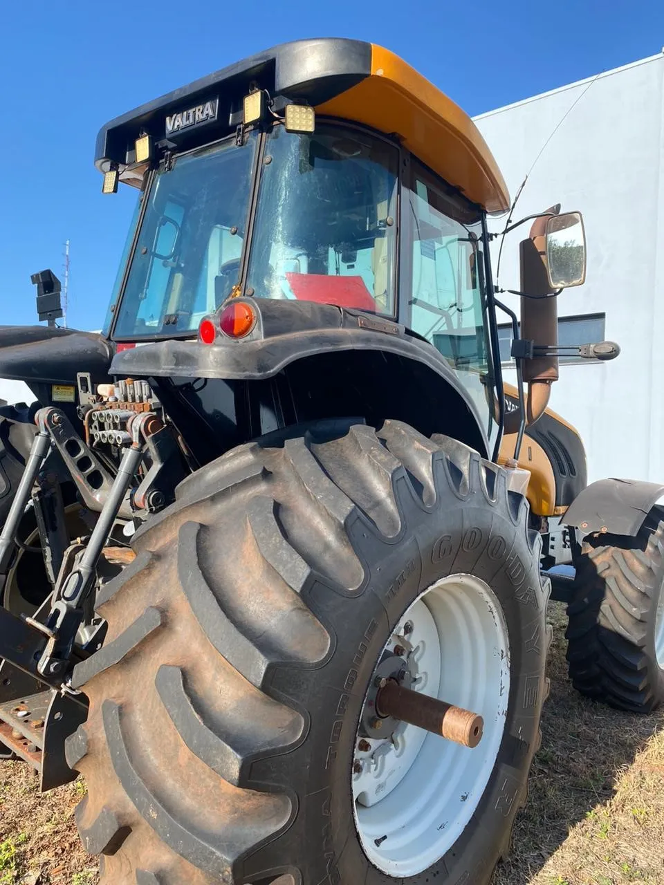  Trator Valtra BT190 11.jpg 