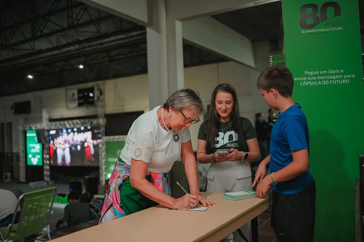  capsula do futoro sicredi confianca.jpg 