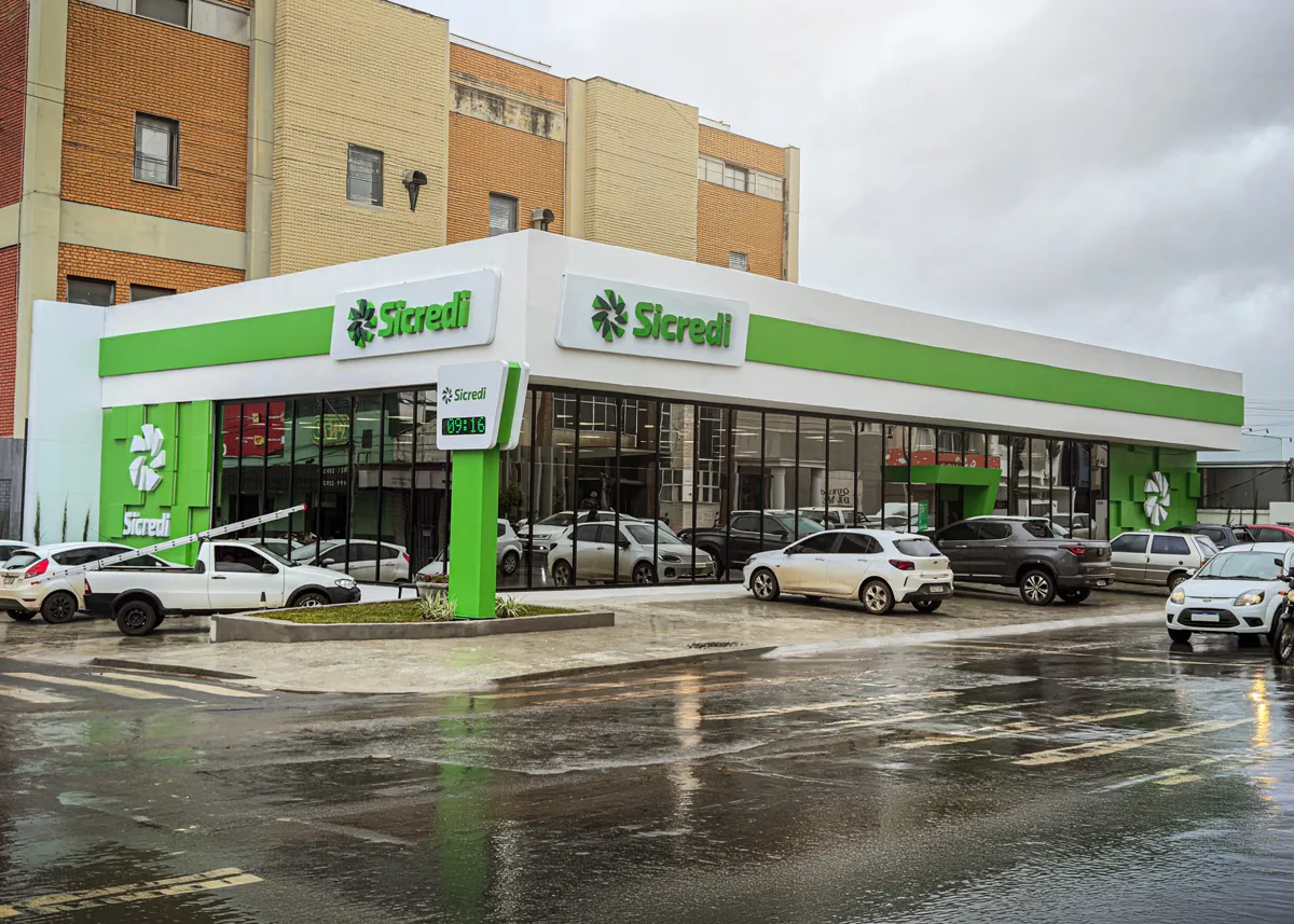  Foto da agência Mauá do Sicredi na cidade de Ibirubá/RS. 