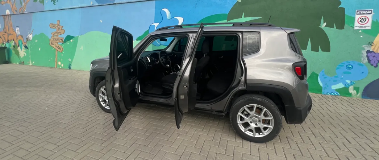  Renegade - RNJ6B38 - Esq 02.png 