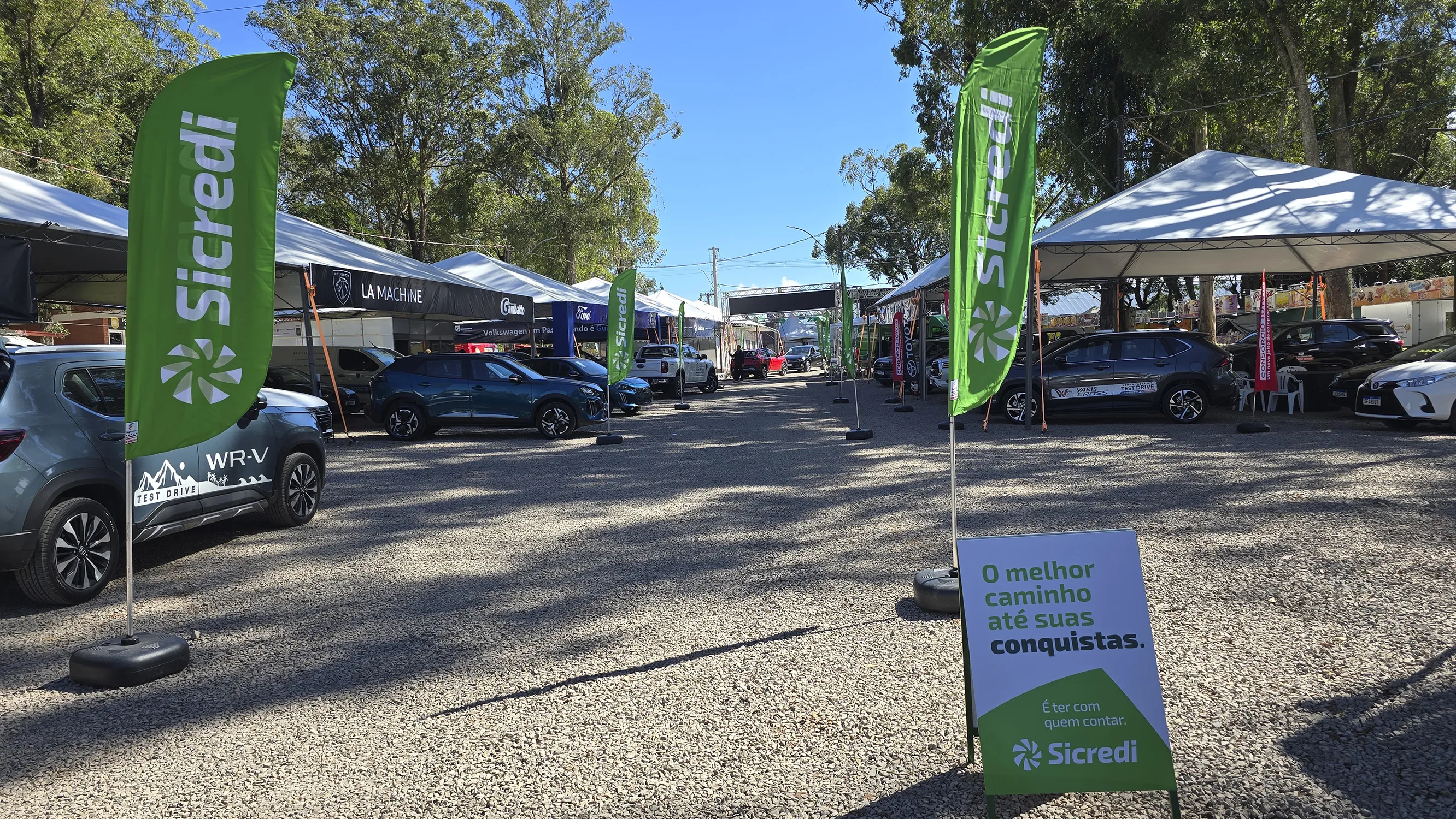  espaço do automóvel1.jpg 