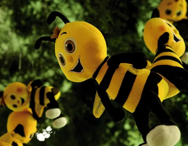  Abelhas de pelucia 