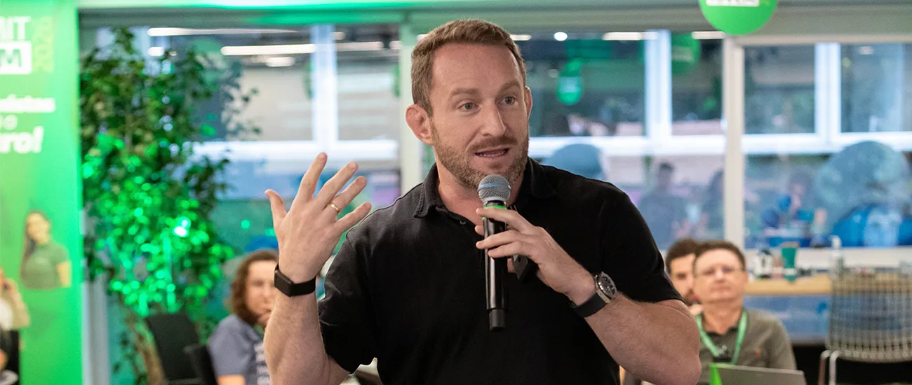  O palestrante Andrea Iorio fez parte da programação, trazendo ao público reflexões sobre as evoluções tecnológicas, e como se adaptar à elas  Rafael Danielewicz 