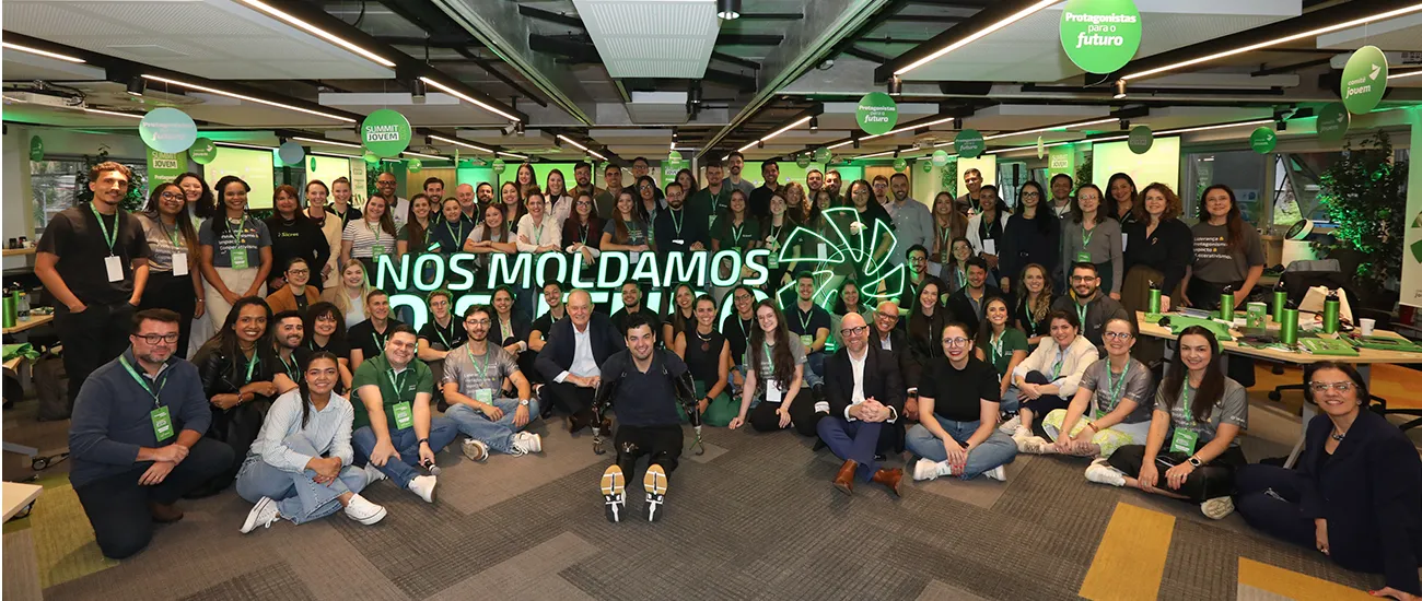  O evento, que aconteceu em Curitiba nos dias 27 e 28 de abril, proporcionou oportunidades de crescimento e desenvolvimento para os participantes do Comitê Jovem  Rafael Danielewicz 