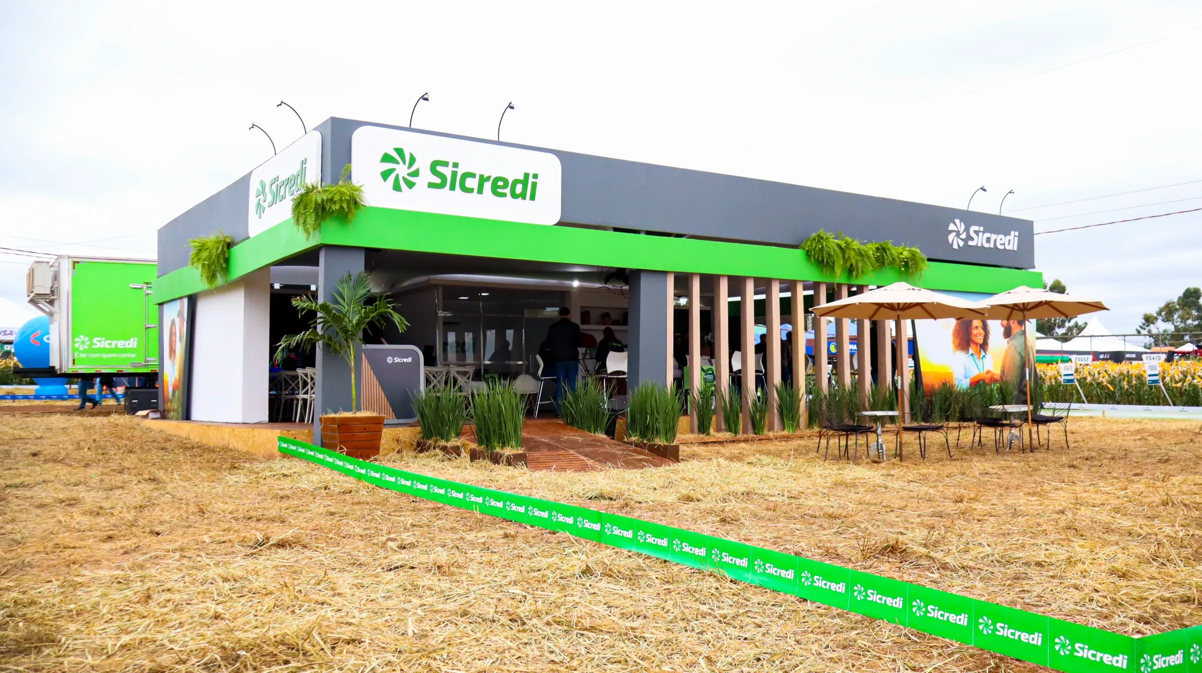  Foto principal - Sicredi na Showtec.jpg 