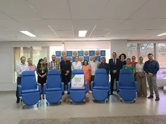  ce2bec20-7e3a-48ce-ba81-d39e10383cc1.jpg 