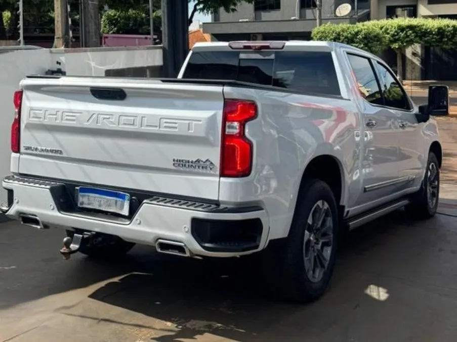  Silverado002.jpg 