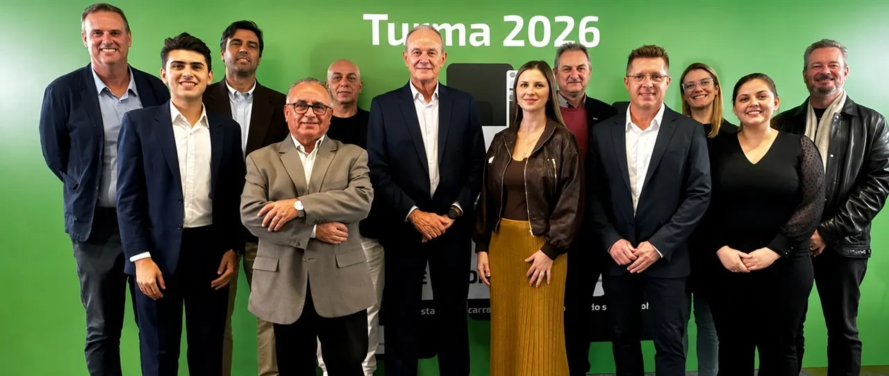  Executivos do Sicredi, da PUCPR e do Sistema Ocepar se reuniram para a aula inaugural do Programa de Formação em Cooperativismo de Crédito 